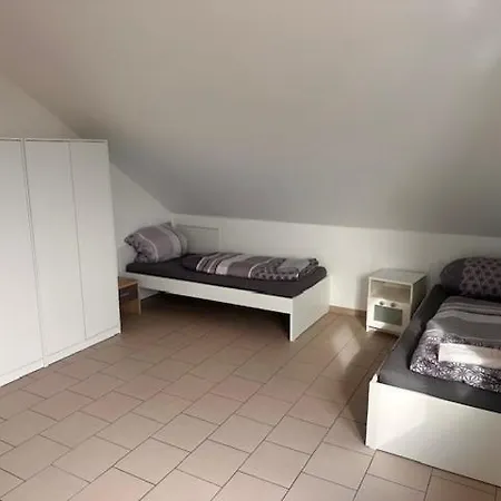 4 Personen I 2 Schlafzimmer I Mit Parkplatz