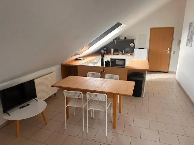 4 Personen I 2 Schlafzimmer I Mit Parkplatz Appartement Wörrstadt